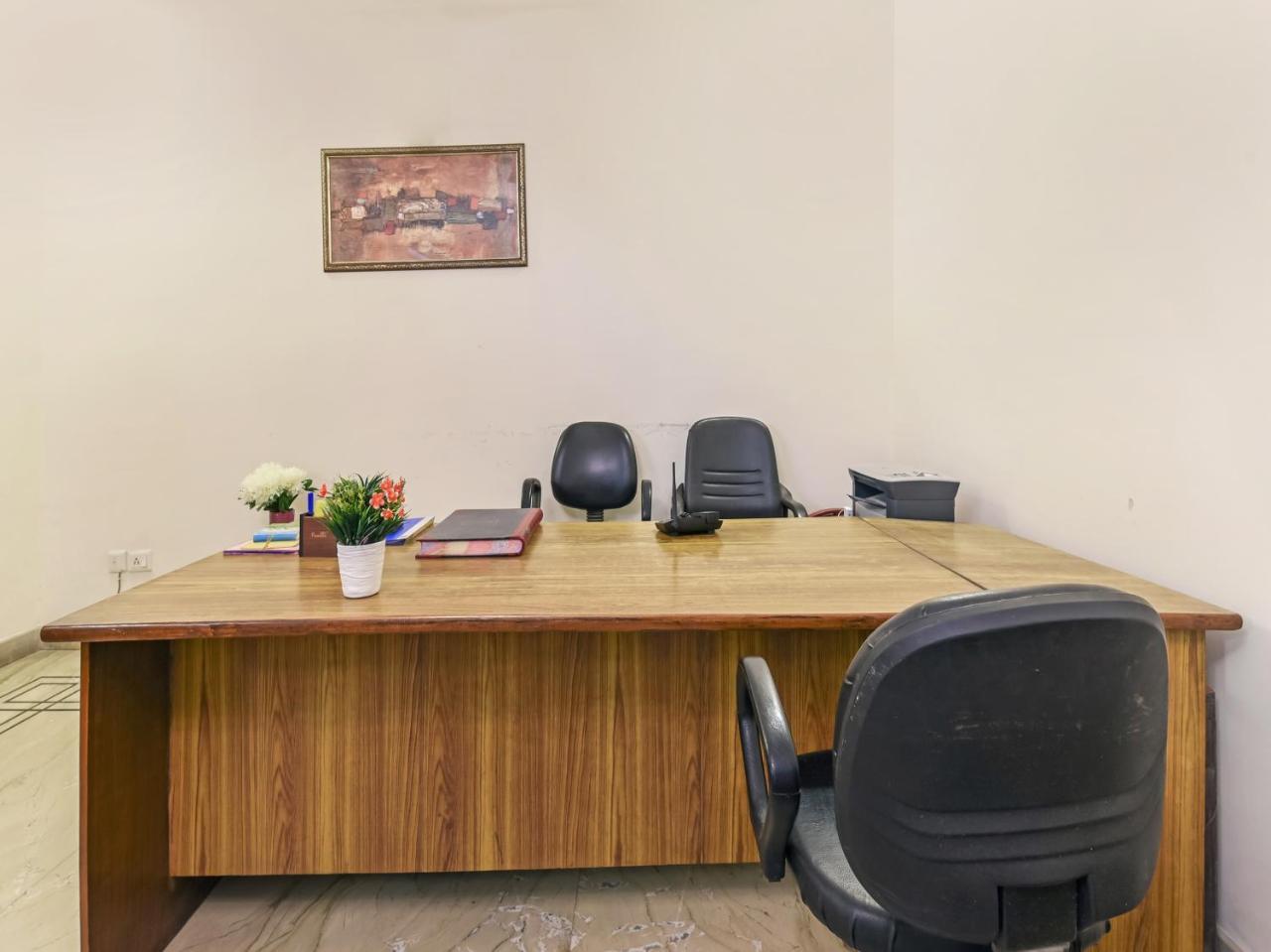 Treebo Trip The Nest Corporate Hotell Greater Noida Eksteriør bilde